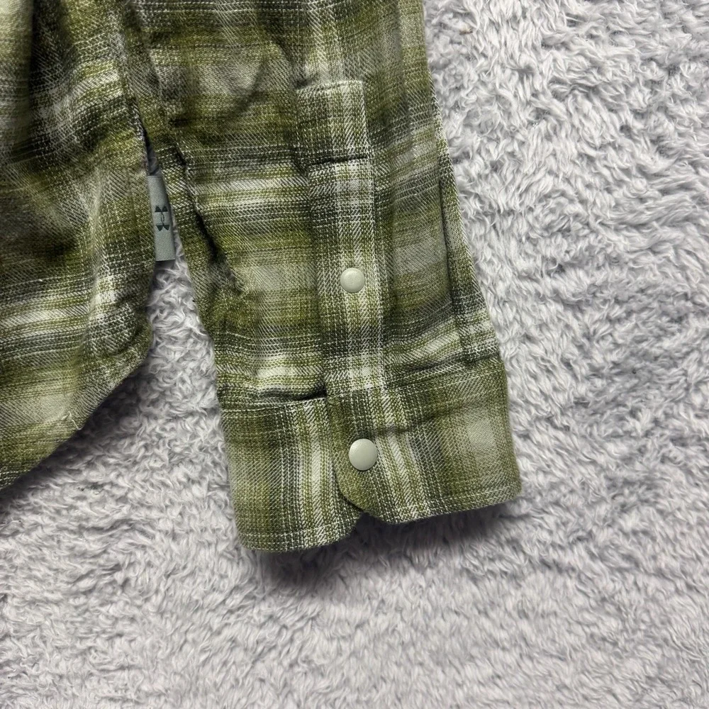 Under Armour Flannel Shirt Mens XL Green Plaid Snap Up Long Sleeve Pocket Logo